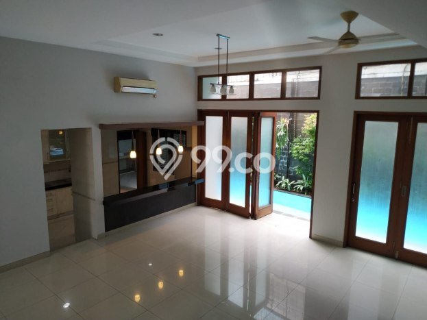 Rumah 4 Kamar Siap Huni Dikontrakkan di Kebayoran Baru Harga Kompetitif Rumah 4 Kamar Siap Huni Dikontrakkan di Kebayoran Baru Harga Kompetitif