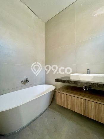 Rumah Luxury Modern Siap Huni di Citraland Surabaya Rumah Luxury Modern Siap Huni di Citraland Surabaya