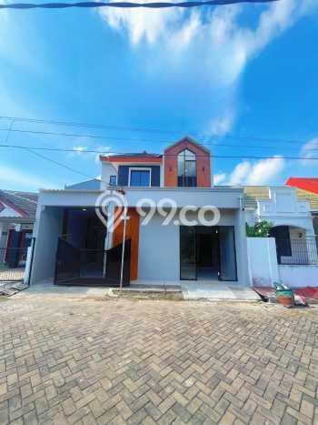 For Sale Rumah 4 Kamar Lokasi Strategis Bagus dan Strategis di Sidoarjo For Sale Rumah 4 Kamar Lokasi Strategis Bagus dan Strategis di Sidoarjo
