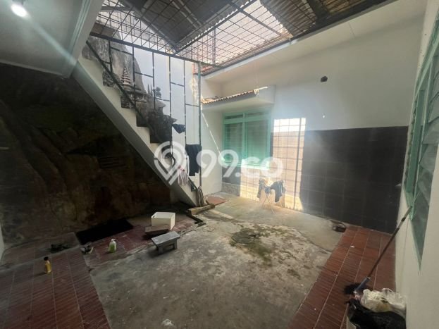 Dijual Rumah 2 Kamar Lokasi Strategis Nyaman dan Strategis di Rungkut Dijual Rumah 2 Kamar Lokasi Strategis Nyaman dan Strategis di Rungkut