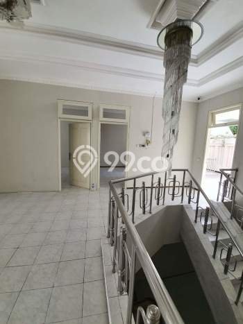 Disewakan Segera Rumah Kondisi Bagus di Kawasan Rungkut, Surabaya Disewakan Segera Rumah Kondisi Bagus di Kawasan Rungkut, Surabaya