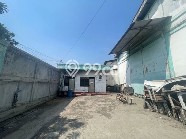 Gudang Bagus Dijual LB 1800m2 Lokasi Strategis Surabaya Area Cocok untuk Bisnis Gudang Bagus Dijual LB 1800m2 Lokasi Strategis Surabaya Area Cocok untuk Bisnis