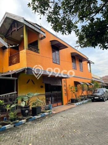 For Sale Rumah 5 Kamar Lokasi Ideal Nyaman dan Strategis di Sidoarjo For Sale Rumah 5 Kamar Lokasi Ideal Nyaman dan Strategis di Sidoarjo