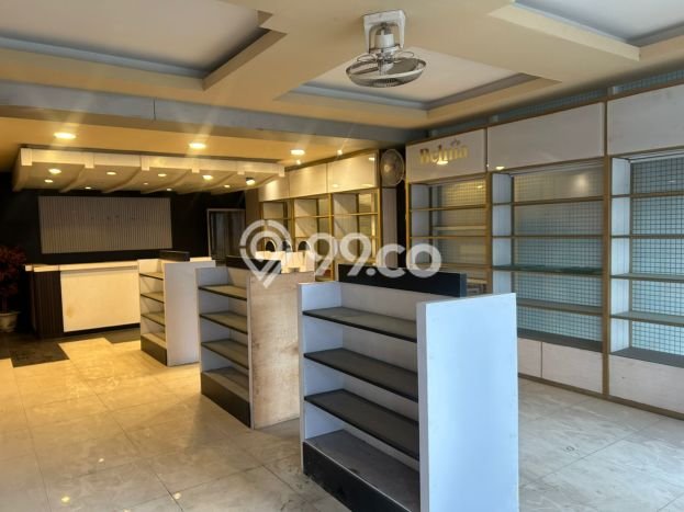 Dijual Ruko Kawasan Manukan, Luas 102m2m², Area Bisnis, Akses Mudah Dijual Ruko Kawasan Manukan, Luas 102m2m², Area Bisnis, Akses Mudah