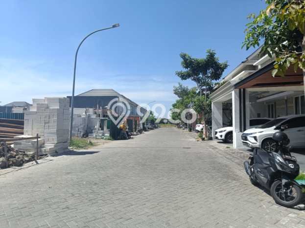 Dijual Hunian Rumah Terawat 3 Kamar di Citraland, Surabaya Dijual Hunian Rumah Terawat 3 Kamar di Citraland, Surabaya