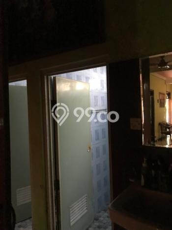 Rumah Strategis Minimalis Lb 180m2 di Dukuh Pakis, Surabaya Rumah Strategis Minimalis Lb 180m2 di Dukuh Pakis, Surabaya