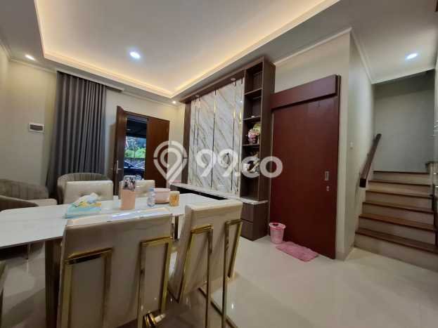 For Sale Rumah 3 Kamar Lokasi Ideal Nyaman dan Strategis di Depok For Sale Rumah 3 Kamar Lokasi Ideal Nyaman dan Strategis di Depok