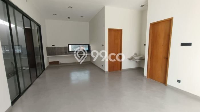 Rumah Terawat area Waru, Surabaya, LT 200m2m², LB 200m2m² Rumah Terawat area Waru, Surabaya, LT 200m2m², LB 200m2m²