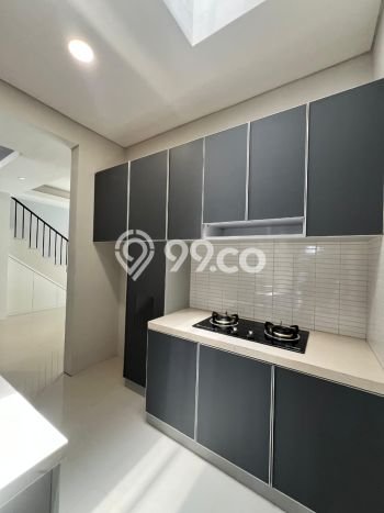 Siap Huni Rumah Mewah 3 Kamar di Wiyung Dekat ke Mana Saja Siap Huni Rumah Mewah 3 Kamar di Wiyung Dekat ke Mana Saja
