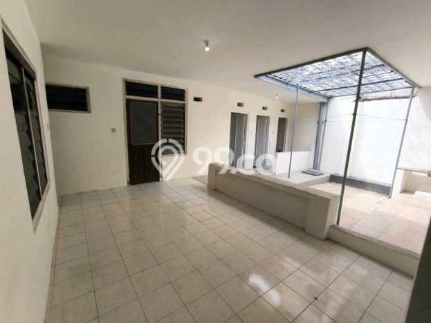 Rumah Bagus Siap Pakai Di Tambaksari Luas 217m2 Aman Rumah Bagus Siap Pakai Di Tambaksari Luas 217m2 Aman