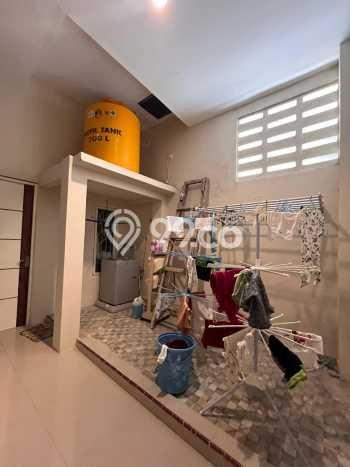 Rumah Luas Asri 3 KT Siap Huni di Manukan Surabaya Rumah Luas Asri 3 KT Siap Huni di Manukan Surabaya