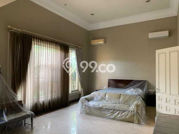 Jual Rumah Mewah Megah Dengan View Eksklusif di Kertajaya, Surabaya Jual Rumah Mewah Megah Dengan View Eksklusif di Kertajaya, Surabaya