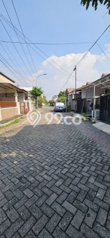 Rumah Kualitas Premium LT 66m2m² Akses Mudah di Kawasan Prospektif Keputih, Surabaya Rumah Kualitas Premium LT 66m2m² Akses Mudah di Kawasan Prospektif Keputih, Surabaya