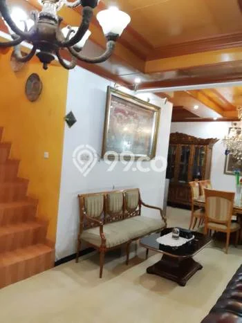 Rumah Strategis Modern Lb 200m2 di Pondok Aren, Tangerang Selatan Rumah Strategis Modern Lb 200m2 di Pondok Aren, Tangerang Selatan