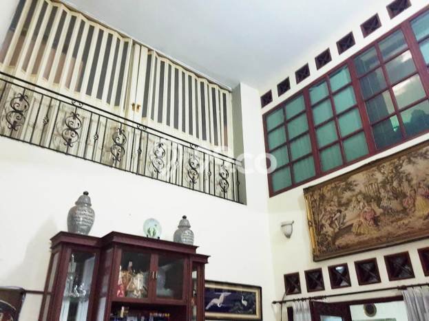 Rumah Mewah Siap Huni LT 312m2 di Kebayoran Baru, Jakarta Selatan Rumah Mewah Siap Huni LT 312m2 di Kebayoran Baru, Jakarta Selatan