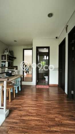 Rumah Elit LB 155m2 Siap Huni Desain Elegan di BSD Eminent, Tangerang Rumah Elit LB 155m2 Siap Huni Desain Elegan di BSD Eminent, Tangerang