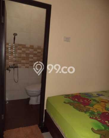 Kost Dijual di Sektor 8-Gading Serpong dengan 8 KT dan Luas 180m2 Kost Dijual di Sektor 8-Gading Serpong dengan 8 KT dan Luas 180m2