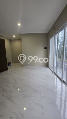 Rumah Mewah LB 154m2 Siap Pakai Desain Elegan di Villa Melati Mas, Tangerang Selatan Rumah Mewah LB 154m2 Siap Pakai Desain Elegan di Villa Melati Mas, Tangerang Selatan