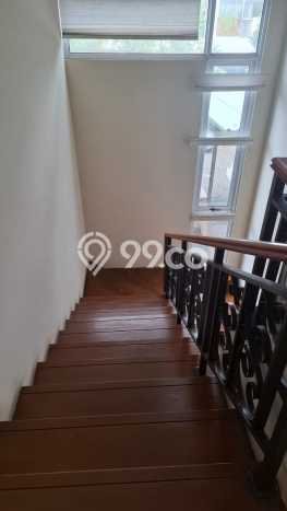 Hunian Elit LB 170m2 Siap Huni Desain Elegan di BSD Green Wich, Tangerang Hunian Elit LB 170m2 Siap Huni Desain Elegan di BSD Green Wich, Tangerang