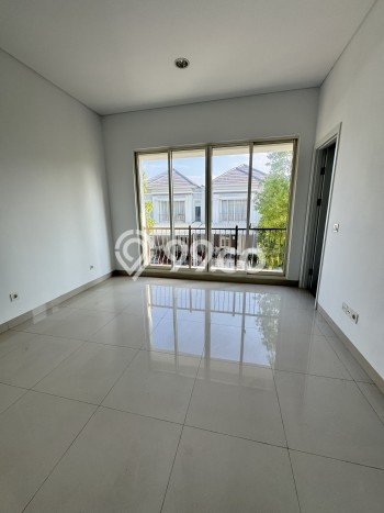 Rumah Elit LB 133m2 Siap Huni Desain Elegan di BSD The Savia, Tangerang Rumah Elit LB 133m2 Siap Huni Desain Elegan di BSD The Savia, Tangerang