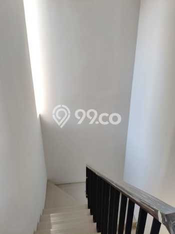 Rumah Modern Cantik 3 KT Bisa Langsung Pindah di Cisauk Rumah Modern Cantik 3 KT Bisa Langsung Pindah di Cisauk