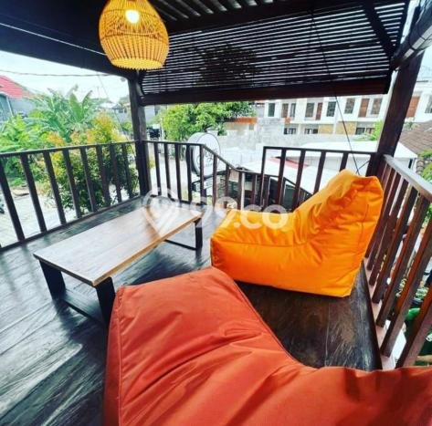 Rumah Kost untuk Dijual di Denpasar Barat dengan 13 KT, 14 KM, Luas 950m2 Rumah Kost untuk Dijual di Denpasar Barat dengan 13 KT, 14 KM, Luas 950m2