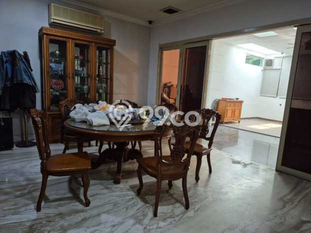 Siap Huni Rumah Mewah 6 Kamar di Kemayoran Dekat ke Mana Pun Siap Huni Rumah Mewah 6 Kamar di Kemayoran Dekat ke Mana Pun