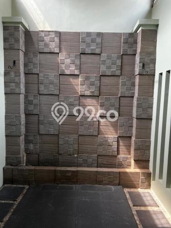 Rumah Modern 3 KT di Gading Serpong Tangerang Semi Furnished Rumah Modern 3 KT di Gading Serpong Tangerang Semi Furnished