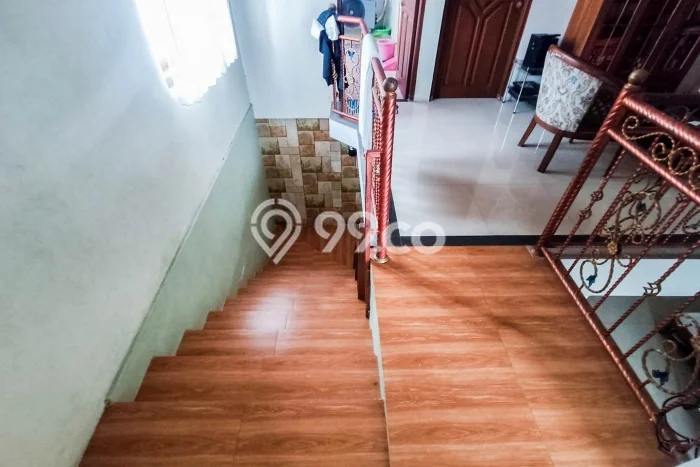 Rumah Sewa Jakarta Timur LT 308m2 LB 300m2 Area Cijantung Rumah Sewa Jakarta Timur LT 308m2 LB 300m2 Area Cijantung
