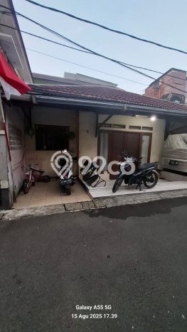 Rumah Modern 4 KT LT 164m2 di Veteran Rumah Modern 4 KT LT 164m2 di Veteran