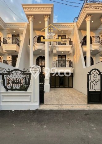 Siap Huni Rumah Mewah 3 Kamar di Jagakarsa Dekat ke Mana Saja Siap Huni Rumah Mewah 3 Kamar di Jagakarsa Dekat ke Mana Saja