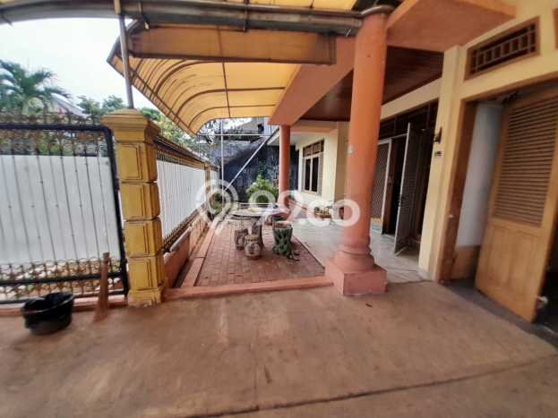 Jual Rumah Luas Elegan Dengan View Eksklusif di Pondok Kelapa, Jakarta Timur Jual Rumah Luas Elegan Dengan View Eksklusif di Pondok Kelapa, Jakarta Timur