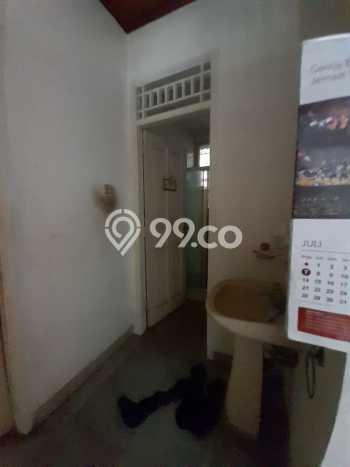 Jual Rumah Luas Elegan Dengan View Eksklusif di Pondok Kelapa, Jakarta Timur Jual Rumah Luas Elegan Dengan View Eksklusif di Pondok Kelapa, Jakarta Timur