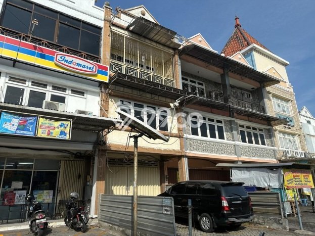 Untuk Dijual! Ruko di Wonorejo Surabaya LT 100m2 / LB 225m2 Kawasan Strategis Untuk Dijual! Ruko di Wonorejo Surabaya LT 100m2 / LB 225m2 Kawasan Strategis