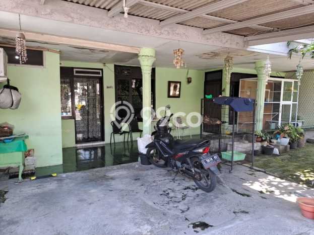 Dijual Rumah Strategis Bagus Punya 5 KT di Rungkut Surabaya SHM Dijual Rumah Strategis Bagus Punya 5 KT di Rungkut Surabaya SHM