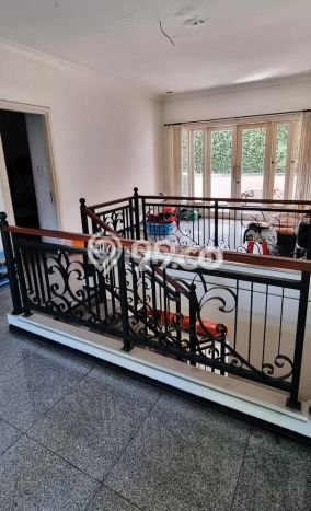 Dijual Hunian Mewah dengan Fasilitas Sekitar Lengkap di Sukolilo, Surabaya Dijual Hunian Mewah dengan Fasilitas Sekitar Lengkap di Sukolilo, Surabaya