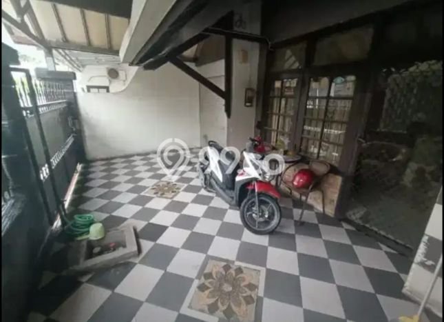 Jual Rumah Minimalis Bagus Punya 2 KT di Rungkut Surabaya SHM Jual Rumah Minimalis Bagus Punya 2 KT di Rungkut Surabaya SHM