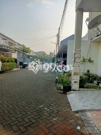 For Sale Hunian Rumah Terawat 3 Kamar di Gununganyar, Surabaya For Sale Hunian Rumah Terawat 3 Kamar di Gununganyar, Surabaya