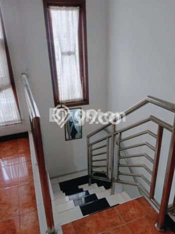 Komersial Bagus LT 162m2 LB 162m2 Dijual di Waru Sidoarjo Komersial Bagus LT 162m2 LB 162m2 Dijual di Waru Sidoarjo