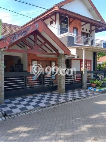 Komersial Bagus LT 162m2 LB 162m2 Dijual di Waru Sidoarjo Komersial Bagus LT 162m2 LB 162m2 Dijual di Waru Sidoarjo