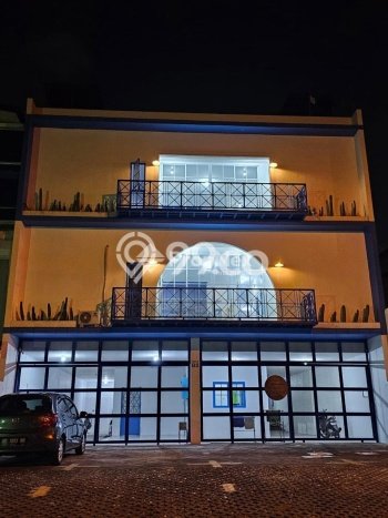 Jual Rumah Mewah Elegan Dengan View Cantik di Citraland, Surabaya Jual Rumah Mewah Elegan Dengan View Cantik di Citraland, Surabaya