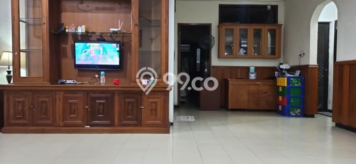 For Sale Rumah Mewah Exclusive di Mulyorejo, Surabaya For Sale Rumah Mewah Exclusive di Mulyorejo, Surabaya