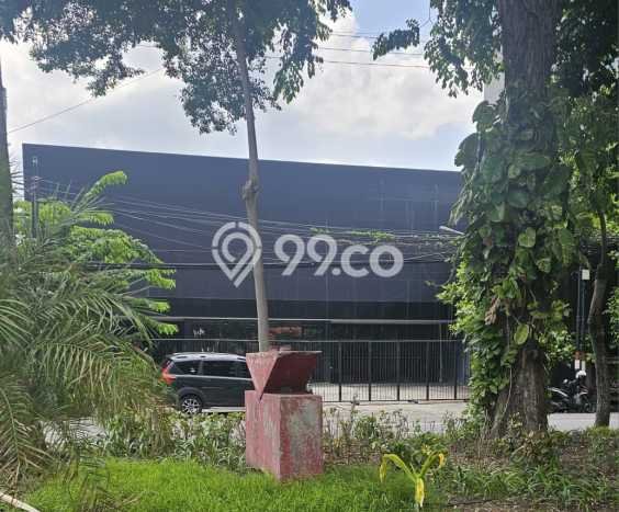 Komersial Bagus Dijual LB 650m2 Lokasi Strategis Surabaya Area Cocok untuk Bisnis Komersial Bagus Dijual LB 650m2 Lokasi Strategis Surabaya Area Cocok untuk Bisnis