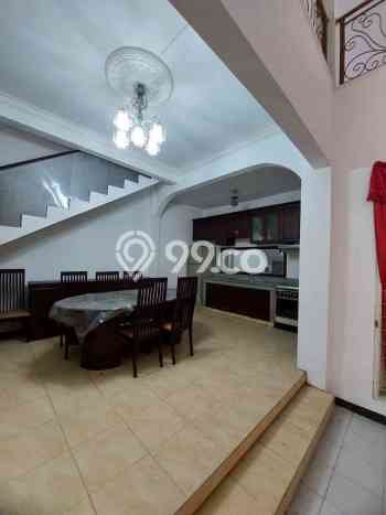 Dijual Rumah Luas Megah Dengan View Eksklusif di Darmo Permai, Surabaya Dijual Rumah Luas Megah Dengan View Eksklusif di Darmo Permai, Surabaya