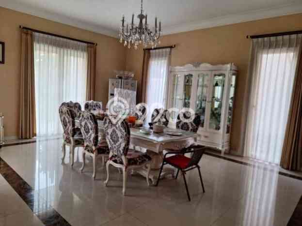 Ready to Use! Premium House LT 693m2 Desain Elegan di Darmo Permai Ready to Use! Premium House LT 693m2 Desain Elegan di Darmo Permai