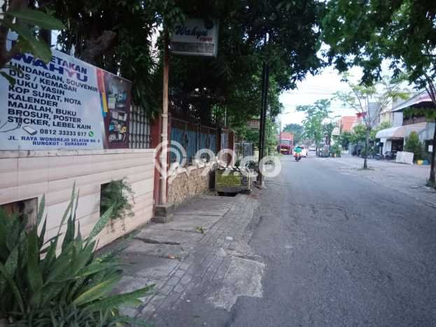 Hunian Mewah Dijual LT 800m2 di Rungkut, Surabaya Hunian Mewah Dijual LT 800m2 di Rungkut, Surabaya