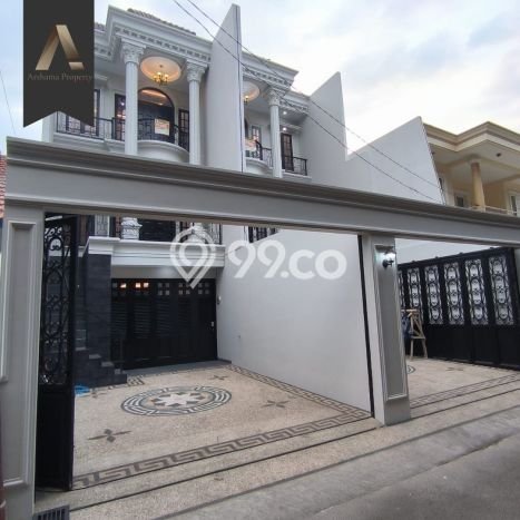 Hunian Mewah LB 240m2 Siap Huni Desain Elegan di Pejaten, Jakarta Selatan Hunian Mewah LB 240m2 Siap Huni Desain Elegan di Pejaten, Jakarta Selatan
