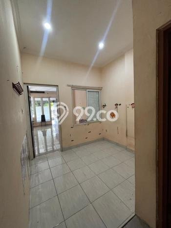 Rumah Modern Cantik 3 KT Bisa Langsung Pindah di Gunung Putri Rumah Modern Cantik 3 KT Bisa Langsung Pindah di Gunung Putri
