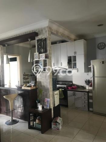 For Sale Hunian Rumah Nyaman 5 Kamar di Kota Wisata, Jakarta Timur For Sale Hunian Rumah Nyaman 5 Kamar di Kota Wisata, Jakarta Timur