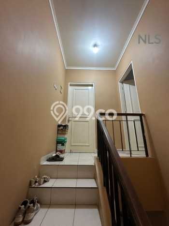 Rumah Modern 3 KT di Kota Wisata Jakarta Timur Rumah Modern 3 KT di Kota Wisata Jakarta Timur